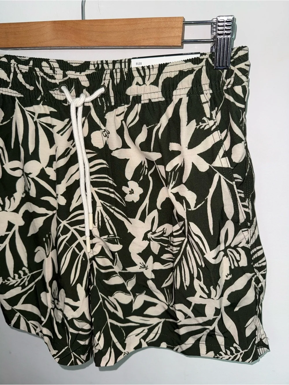 American Eagle Men’s 5” Flex Swim Trunk